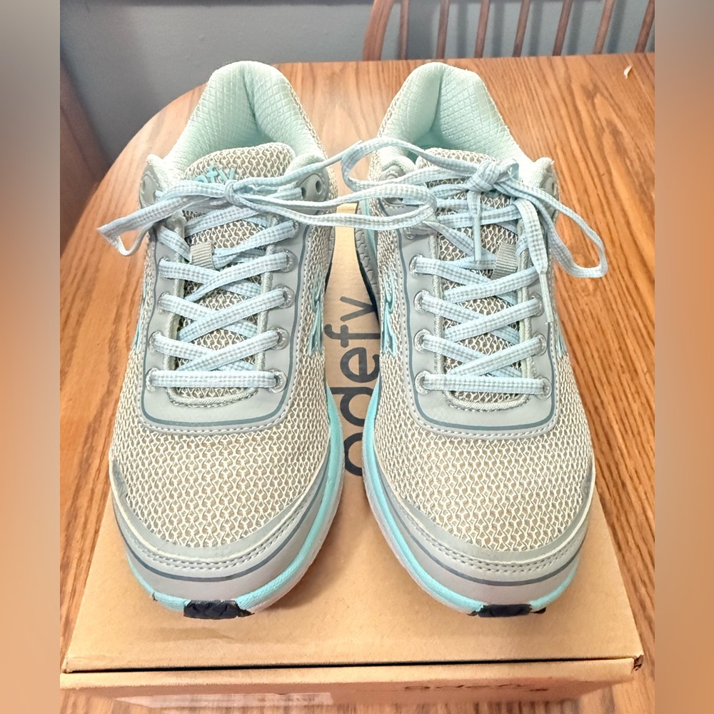Gdefy Women's Athletic Shoes